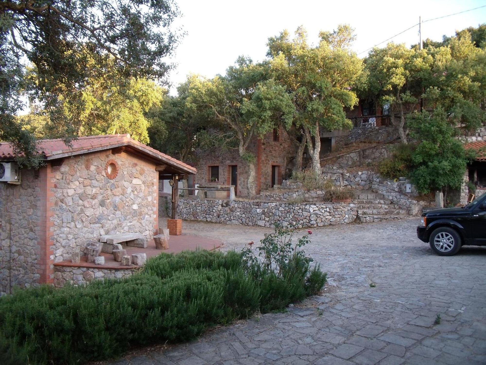 בית הארחה ארבוס 	La Quercia מראה חיצוני תמונה